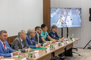 Круглый стол